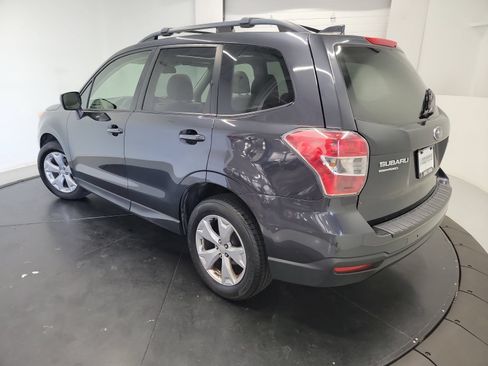 Used 2016 Subaru Forester 2.5i Premium AWD/4WD image 6