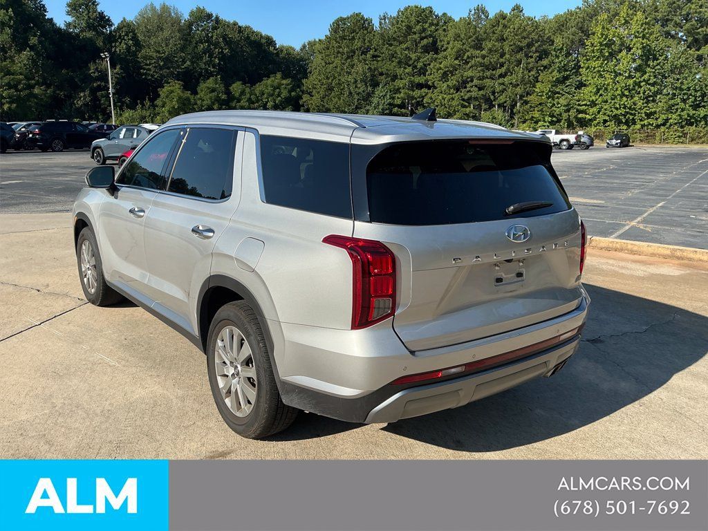 Used 2025 Hyundai Palisade SEL FWD image 3