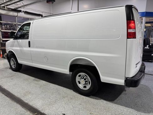 New 2025 Chevrolet Express 2500 WT w/ Enhanced Convenience Package image 5