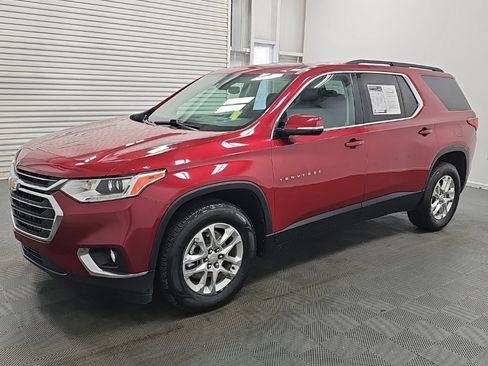 Used 2020 Chevrolet Traverse LT FWD image 5