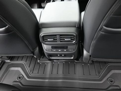 New 2026 Honda Pilot Touring image 27