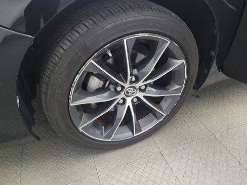 Used 2015 Toyota Camry XSE image 31