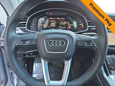 Used 2022 Audi Q8 Premium image 19