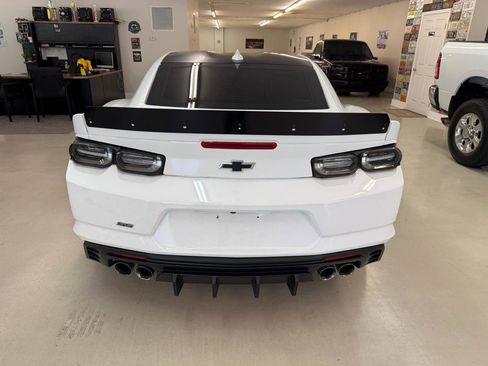 Used 2021 Chevrolet Camaro SS RWD image 35