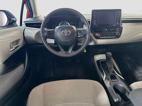 Certified 2021 Toyota Corolla LE FWD image 22