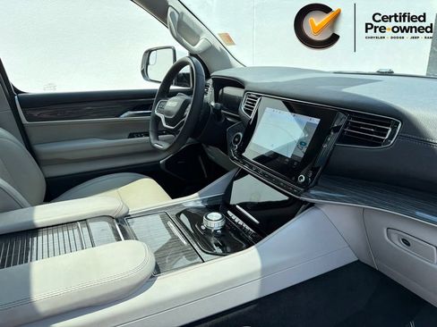 Certified 2022 Jeep Wagoneer Series II w/ Premium Group I RWD image 44