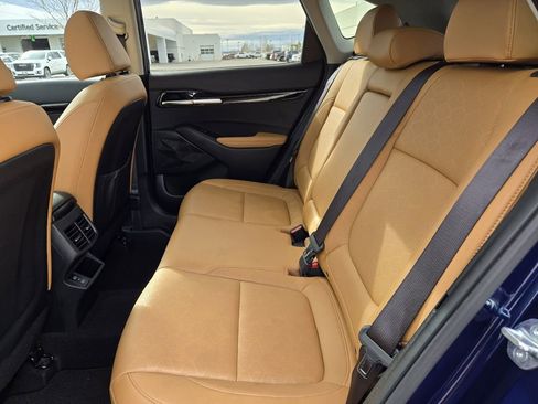 Used 2024 Kia Seltos EX image 5