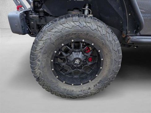 Used 2016 Jeep Wrangler Unlimited Rubicon AWD/4WD image 22