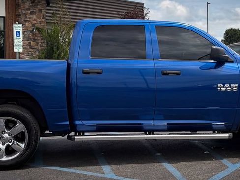 Used 2018 RAM 1500 Express w/ Express Value Package AWD/4WD image 11