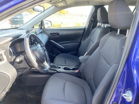 Used 2022 Toyota Corolla Cross LE image 8