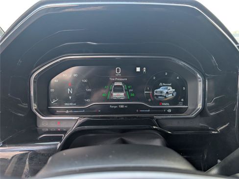 Used 2023 GMC Sierra 1500 Elevation RWD image 29