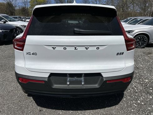 New 2025 Volvo XC40 B5 Plus w/ Protection Package Premier image 16
