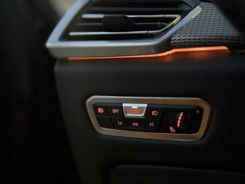 Used 2020 BMW X5 M50i w/ Premium Package image 29