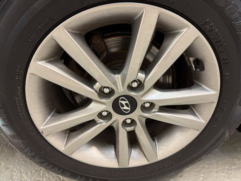 Used 2017 Hyundai Sonata SE w/ Cargo Package image 34