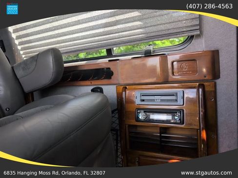 Used 2003 GMC Savana 3500 RWD image 22
