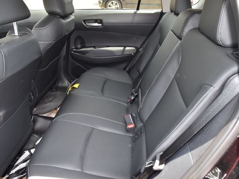 Used 2026 Toyota Corolla Cross XLE w/ Convenience Package FWD image 11