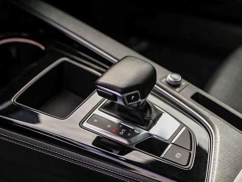 Used 2022 Audi A5 2.0T Premium Plus w/ Premium Plus image 18