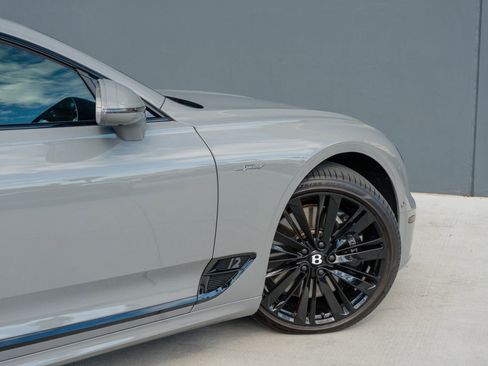 Used 2022 Bentley Continental GT Speed image 41