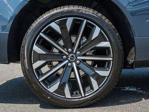 New 2027 Volvo XC60 B5 Ultra AWD/4WD image 19