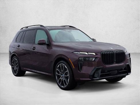 Used 2026 BMW X7 xDrive40i w/ M Sport Package AWD/4WD image 7