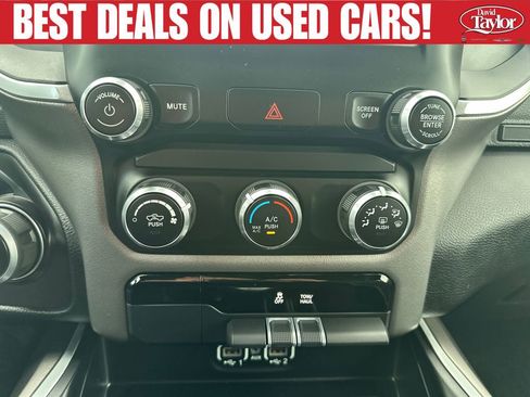 Used 2022 RAM 1500 Big Horn AWD/4WD image 18