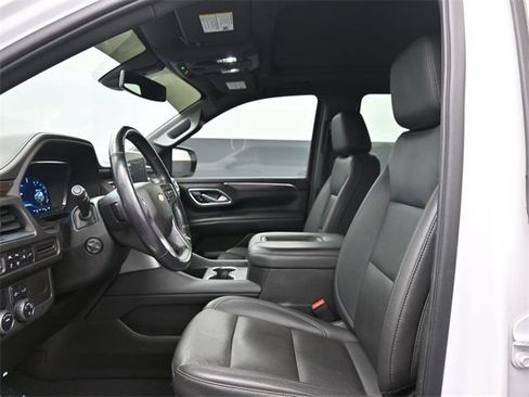 Used 2022 Chevrolet Tahoe LT w/ Luxury Package image 10