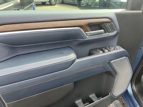 Used 2024 Chevrolet Silverado 2500 High Country image 12