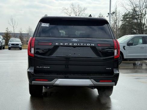 New 2026 Ford Expedition Max Platinum w/ Driver's Package image 5