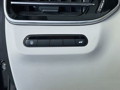 Used 2026 INFINITI QX60 Pure w/ Cargo Package image 10