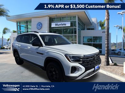 New 2025 Volkswagen Atlas Peak Edition SE