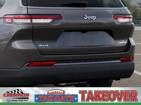 New 2026 Jeep Grand Cherokee L Limited w/ Limited Altitude Package AWD/4WD image 13
