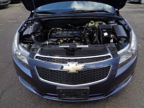 Used 2014 Chevrolet Cruze LT image 20
