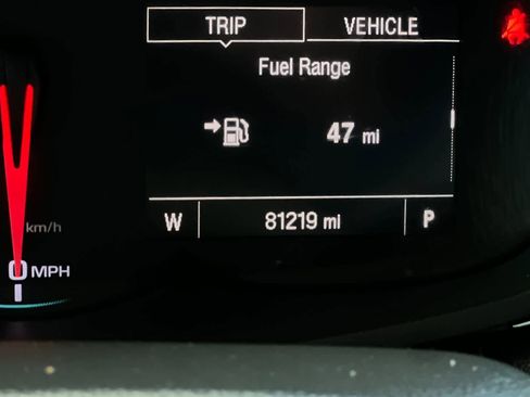 Used 2018 Chevrolet Trax LS FWD image 25