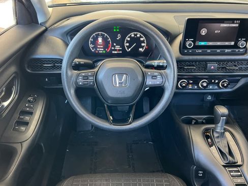 Used 2025 Honda HR-V LX image 14