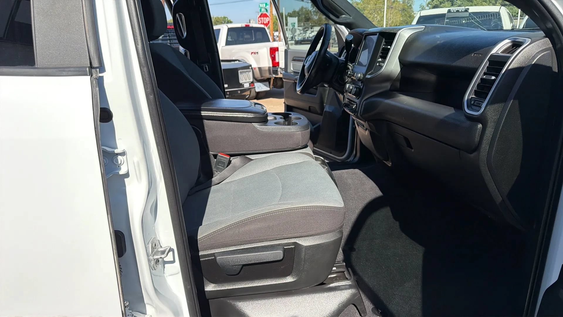Used 2022 RAM 2500 Lone Star w/ Protection Group AWD/4WD image 14