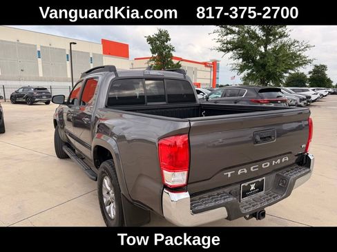 Used 2017 Toyota Tacoma SR5 w/ Tow Package image 2