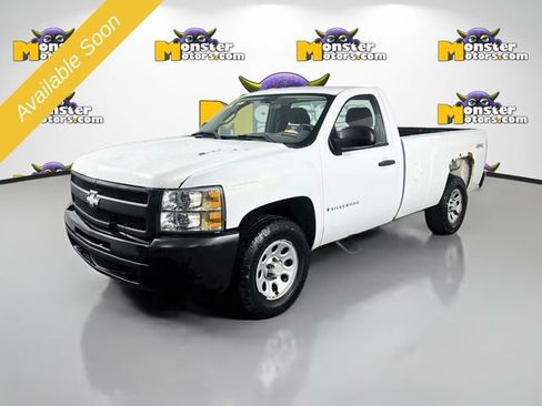 Used 2009 Chevrolet Silverado 1500 W/T w/ Skid Plate Package AWD/4WD image 1