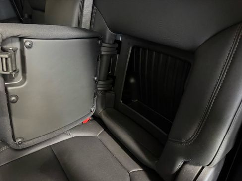 Used 2022 GMC Sierra 1500 SLT w/ SLT Premium Plus Package image 12