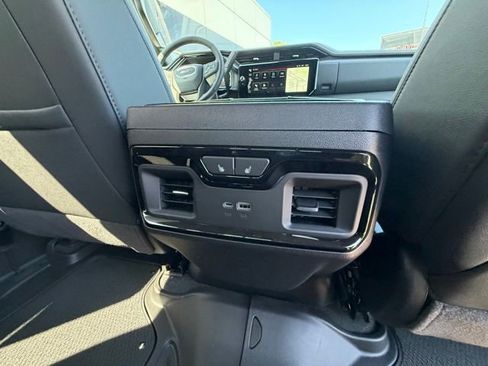 New 2026 GMC Sierra 2500 AT4 w/ AT4 Premium Plus Package AWD/4WD image 31