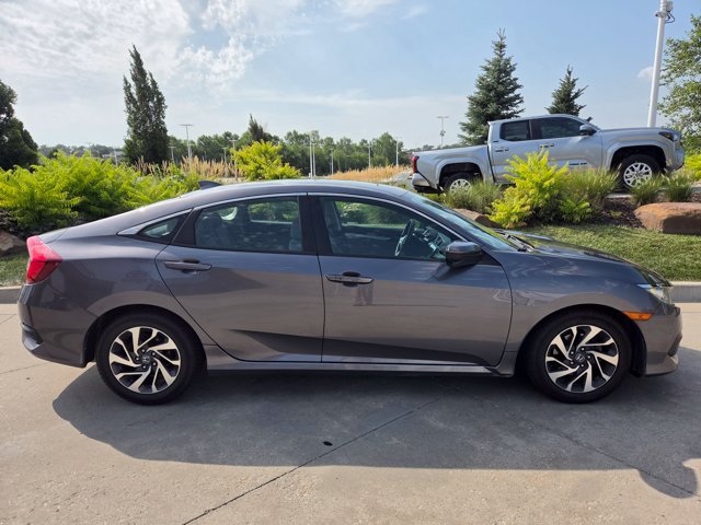 Used 2018 Honda Civic EX image 2