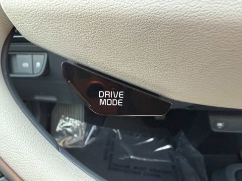 Used 2023 Kia EV6 Wind w/ Wind Technology Package image 18