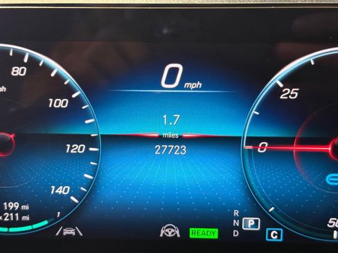 Used 2023 Mercedes-Benz EQB 300 4MATIC w/ Driver Assistance Package image 14