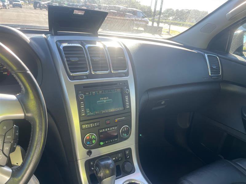 Used 2010 GMC Acadia SLT AWD/4WD image 14