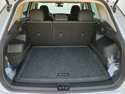 Certified 2025 Volkswagen Tiguan S FWD image 55