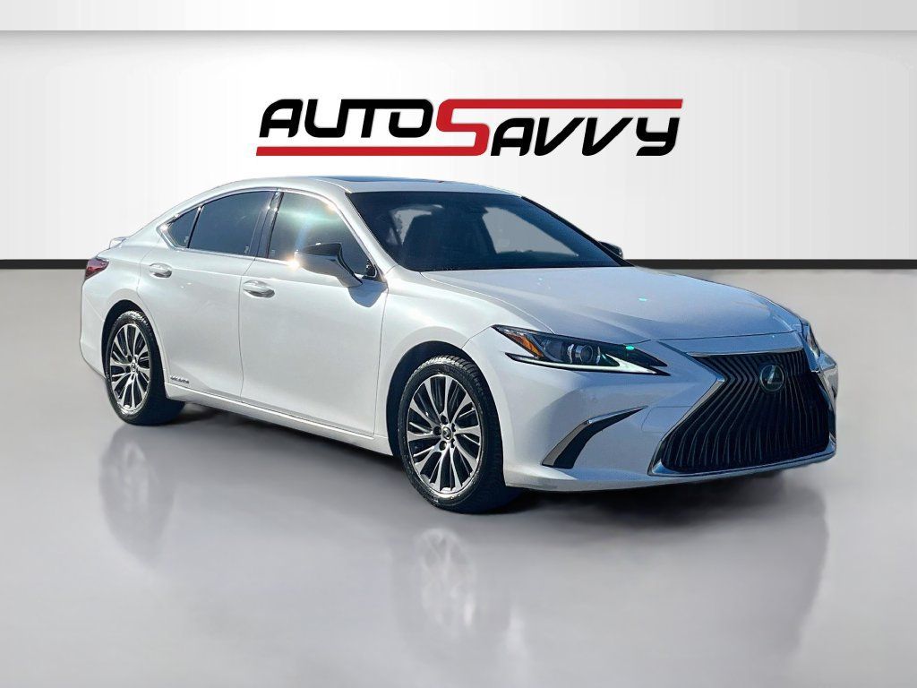Used 2019 Lexus ES 300h w/ Premium Package FWD image 1