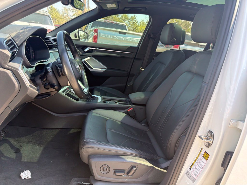 Used 2022 Audi Q3 2.0T Premium Plus w/ Premium Plus Package AWD/4WD image 9