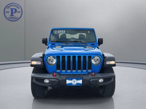 Used 2022 Jeep Gladiator Rubicon w/ Cold Weather Group AWD/4WD image 2