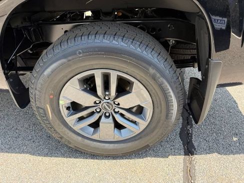 New 2026 Nissan Frontier SV w/ Tow Package AWD/4WD image 13