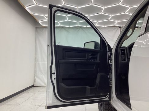 Used 2018 RAM 1500 Tradesman image 18