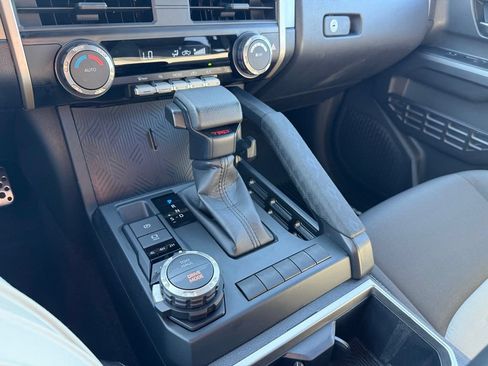 Certified 2025 Toyota Tacoma TRD Sport AWD/4WD image 25